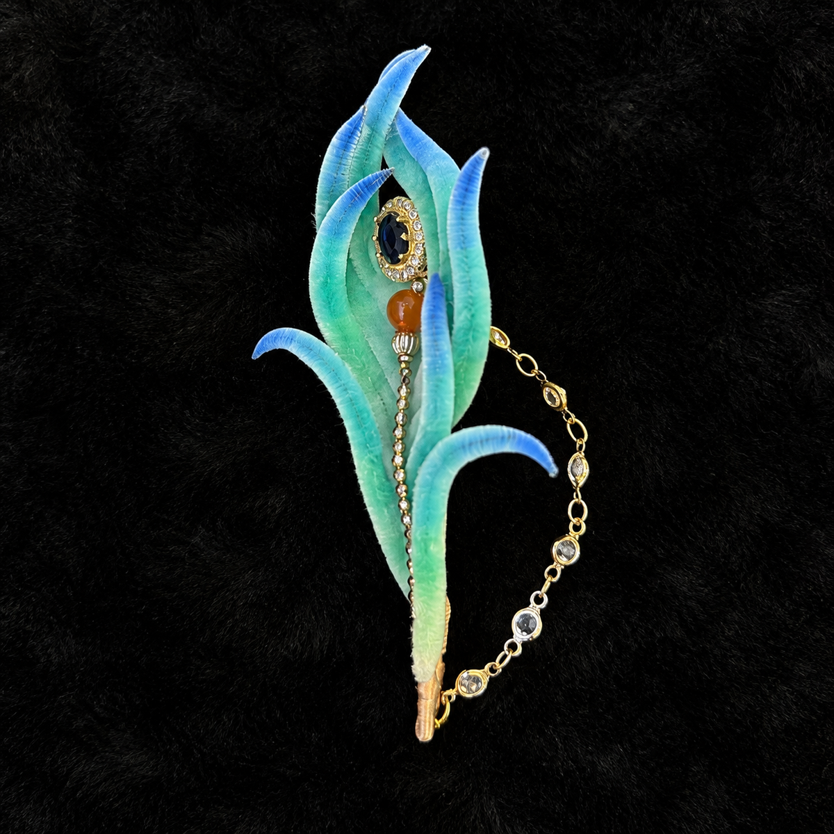 yangzhou-ronghua-brooch