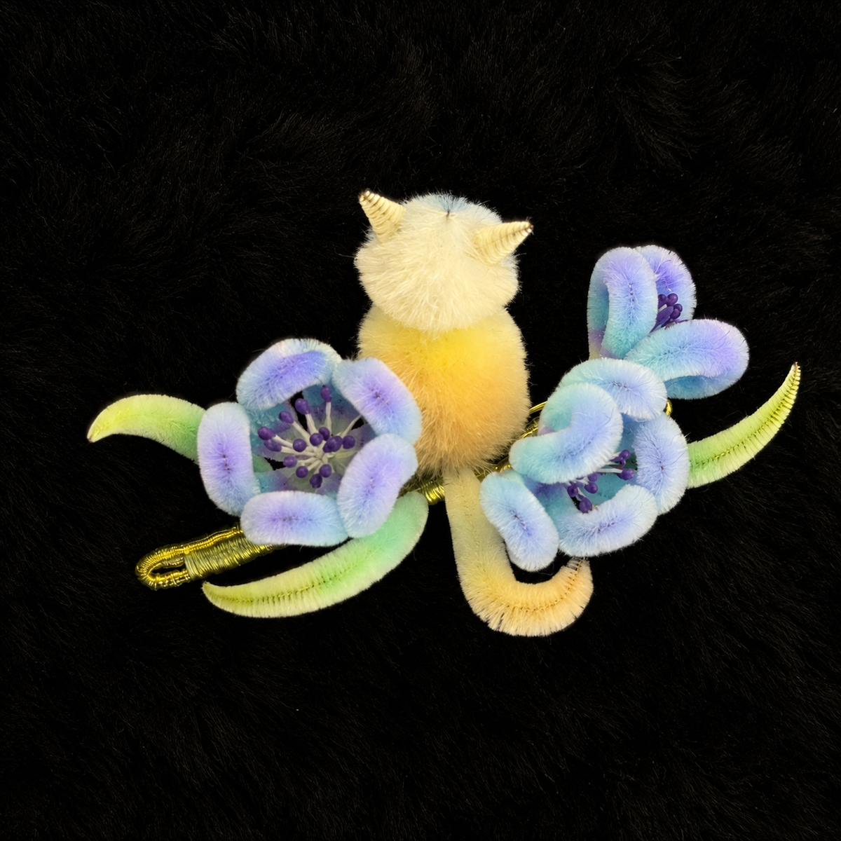 yangzhou-ronghua-brooch
