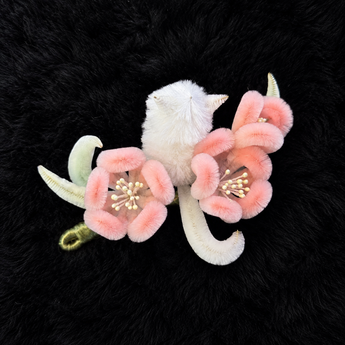 yangzhou-ronghua-brooch