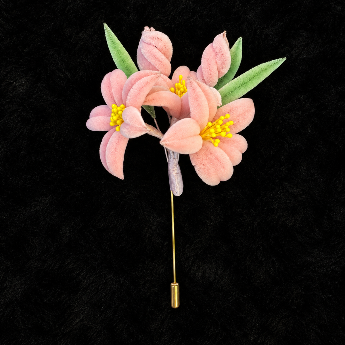 blossom-garden-collection-oriental-garden-yangzhou-ronghua-silk-flower-brooches-lily